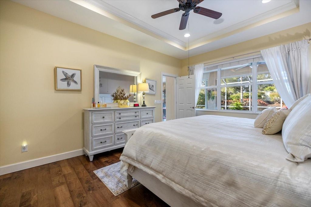 Image 23 of property listing at 2542 CORTENOVA COURT, Venice, FL 34292