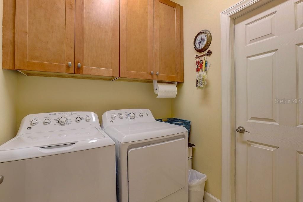 Image 36 of property listing at 2542 CORTENOVA COURT, Venice, FL 34292