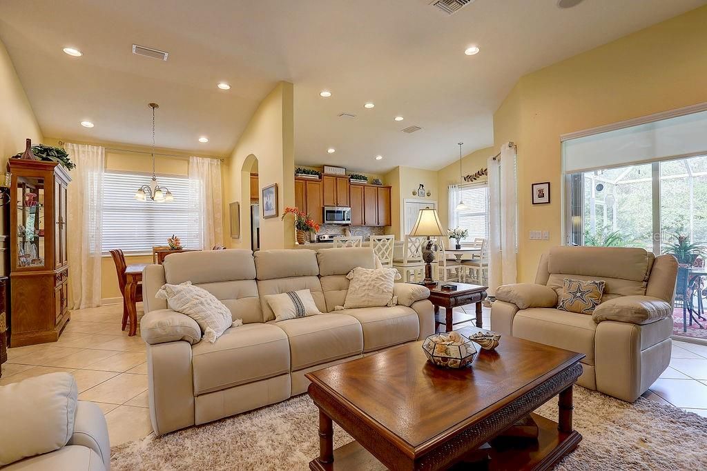 Image 9 of property listing at 2542 CORTENOVA COURT, Venice, FL 34292