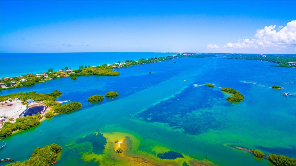 Image 84 of property listing at 2542 CORTENOVA COURT, Venice, FL 34292