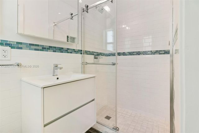 2240 SW 24th Ave, Miami, FL 33145