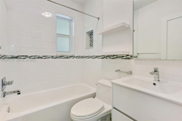 2240 SW 24th Ave, Miami, FL 33145