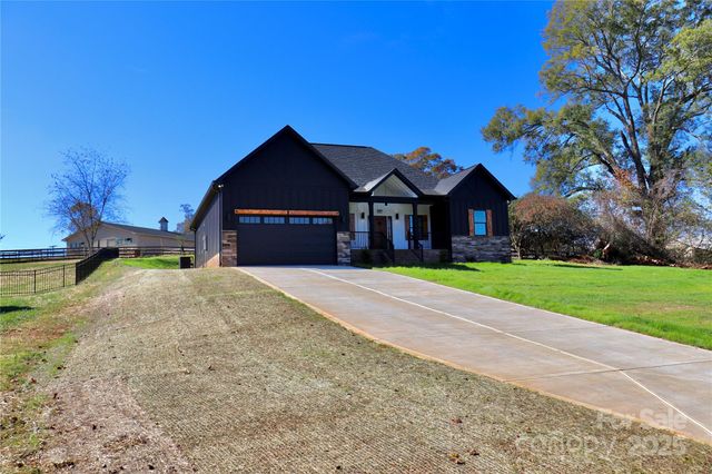 2667 Polo Lane, Maiden, NC 28650