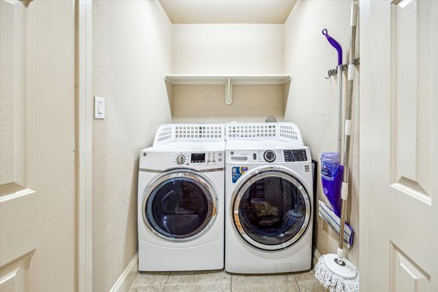 210 Grove Street, Houston, TX 77020