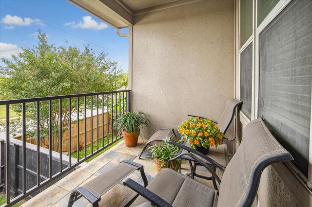 210 Grove Street, Houston, TX 77020