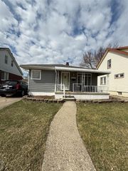23713 Piper Avenue, Eastpointe, MI 48021