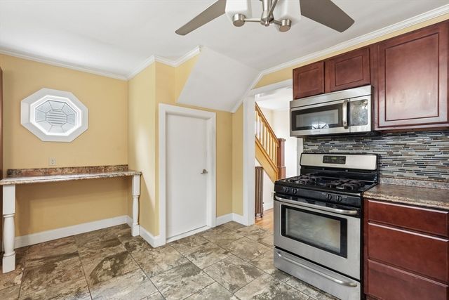 77 Dorset St, Springfield, MA 01108