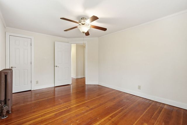 77 Dorset St, Springfield, MA 01108