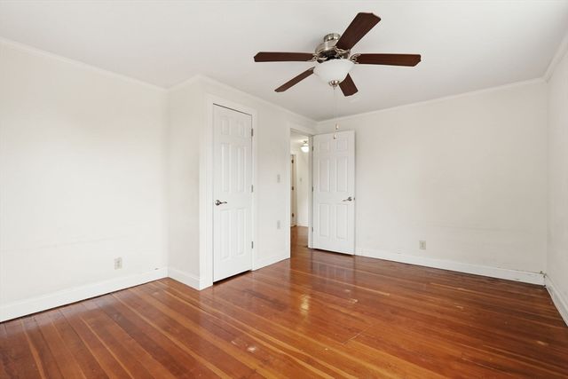 77 Dorset St, Springfield, MA 01108