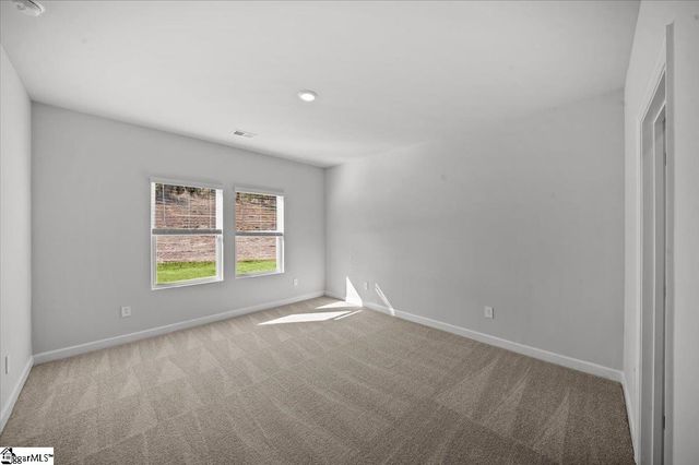 560 Cozy Bluff Road, Spartanburg, SC 29301