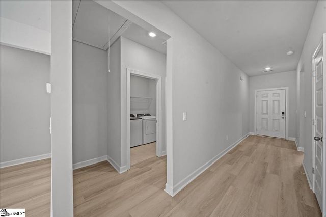 560 Cozy Bluff Road, Spartanburg, SC 29301