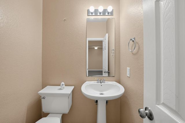 16804 Brewer Blackbird DR, Pflugerville, TX 78660