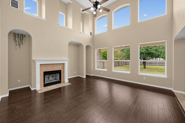 16804 Brewer Blackbird DR, Pflugerville, TX 78660