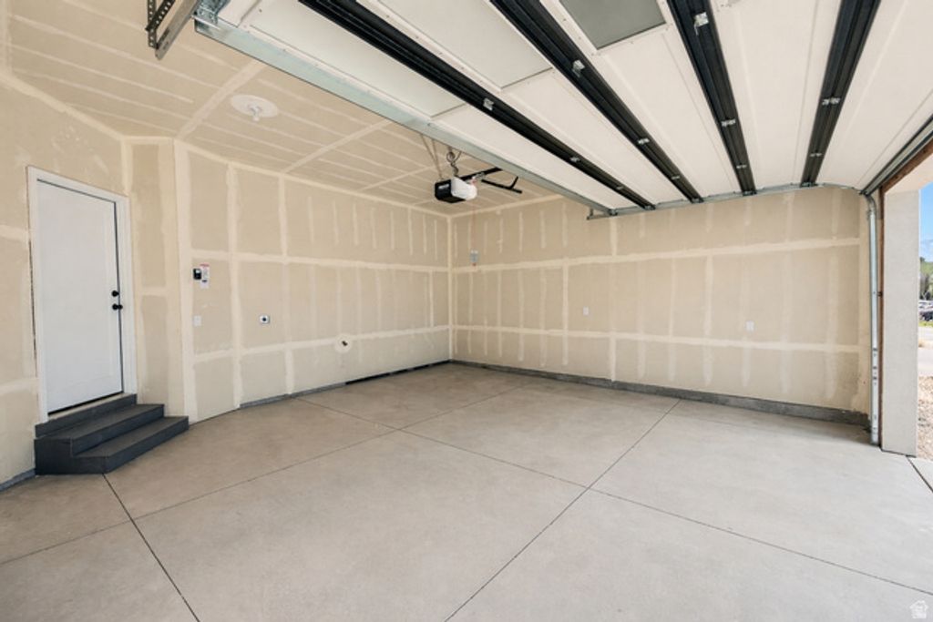 Image 17 of property listing at 6716 S VAUGHN LN #22, Midvale, UT 84047