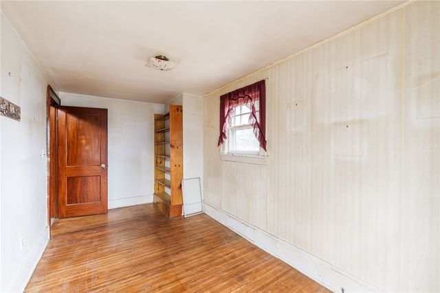 22 Grassmere Park, Rochester, NY 14612