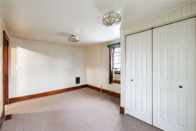 22 Grassmere Park, Rochester, NY 14612