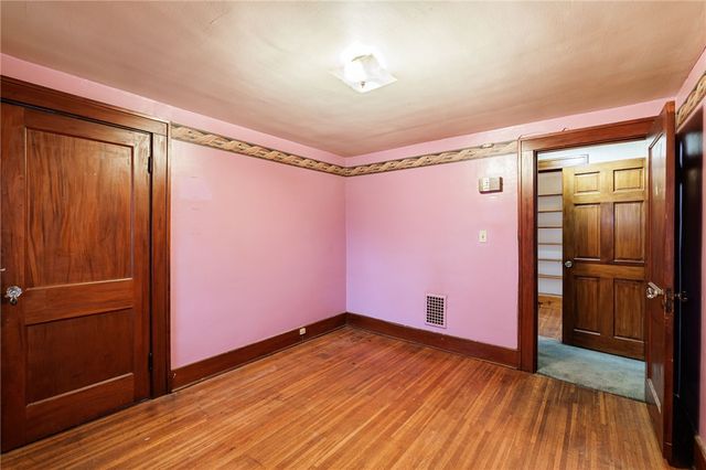 22 Grassmere Park, Rochester, NY 14612