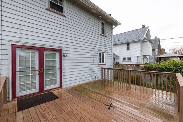 22 Grassmere Park, Rochester, NY 14612