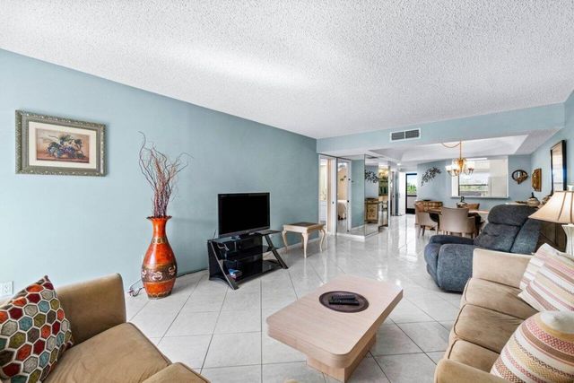 23345 Carolwood Lane 406, Boca Raton, FL 33428