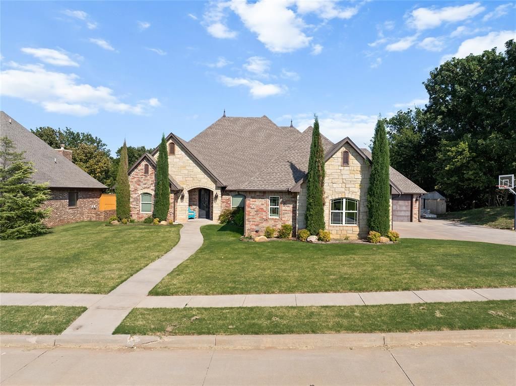 3116 N Thousand Oaks Circle, Purcell, OK 73080