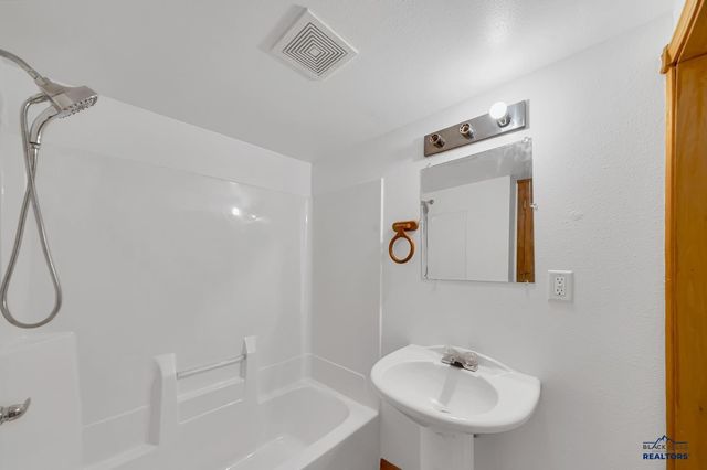 2327 LANCE, Rapid City, SD 57702