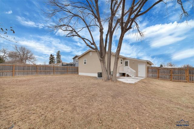 2327 LANCE, Rapid City, SD 57702