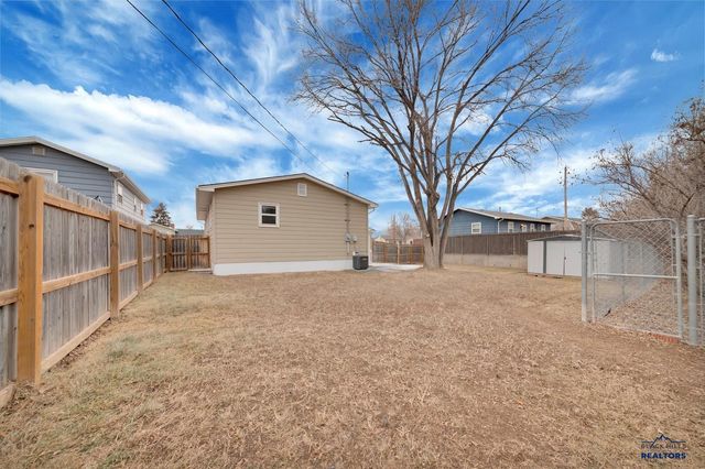 2327 LANCE, Rapid City, SD 57702