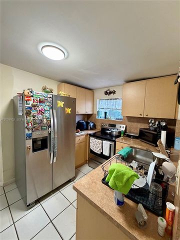 400 NW 44th Ave, Miami, FL 33126