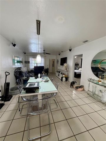 400 NW 44th Ave, Miami, FL 33126