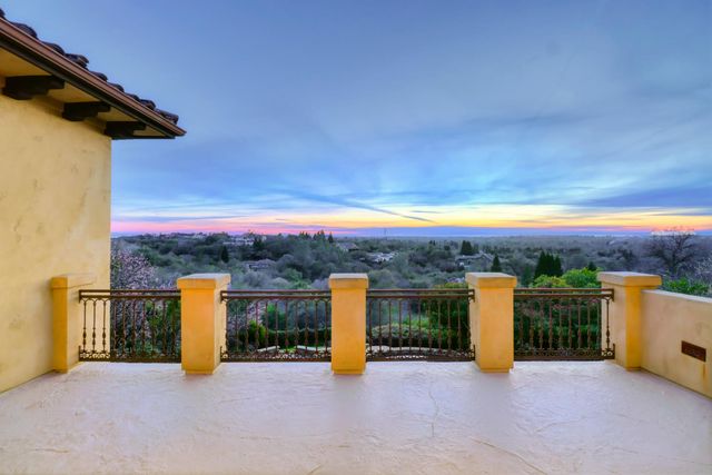 5535 Eden Roc Dr, Granite Bay, CA 95746