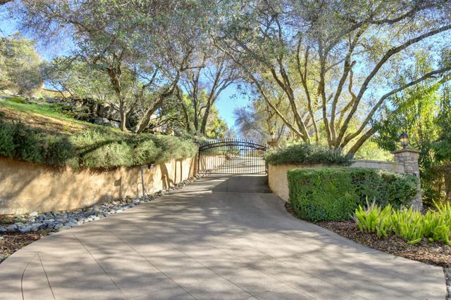 5535 Eden Roc Dr, Granite Bay, CA 95746