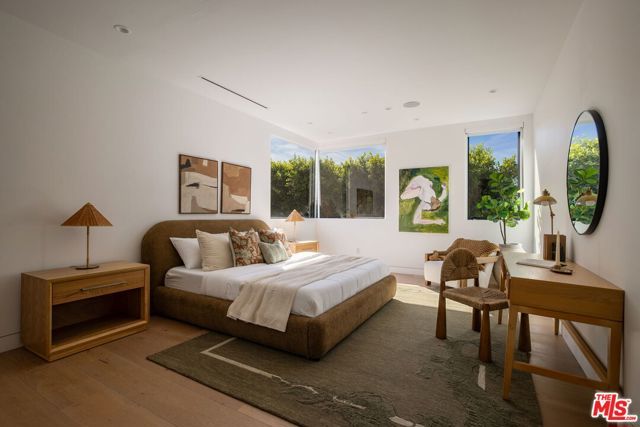 1845 Coldwater Canyon Drive, Beverly Hills, CA 90210