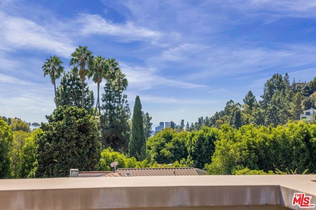 1845 Coldwater Canyon Drive, Beverly Hills, CA 90210