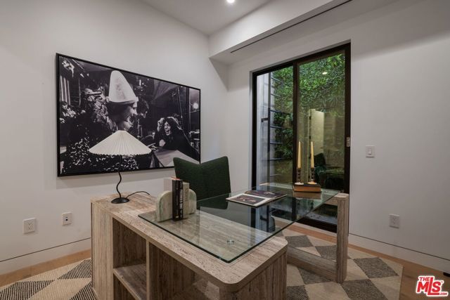 1845 Coldwater Canyon Drive, Beverly Hills, CA 90210