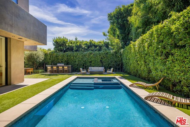 1845 Coldwater Canyon Drive, Beverly Hills, CA 90210
