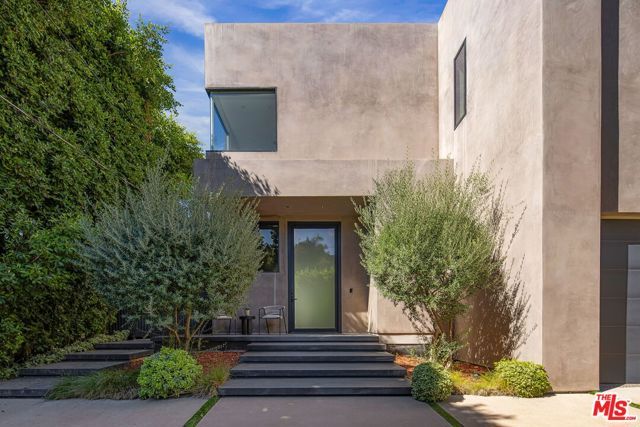 1845 Coldwater Canyon Drive, Beverly Hills, CA 90210