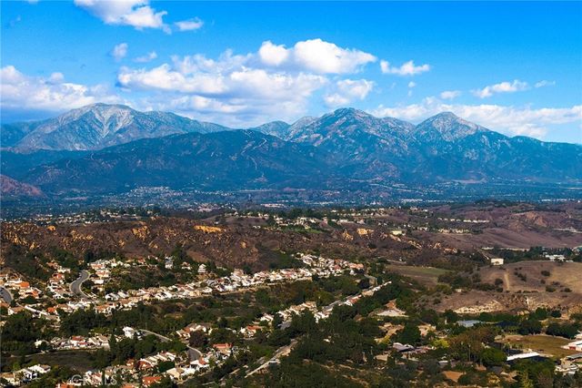 1359 Point Loma, Walnut, CA 91789