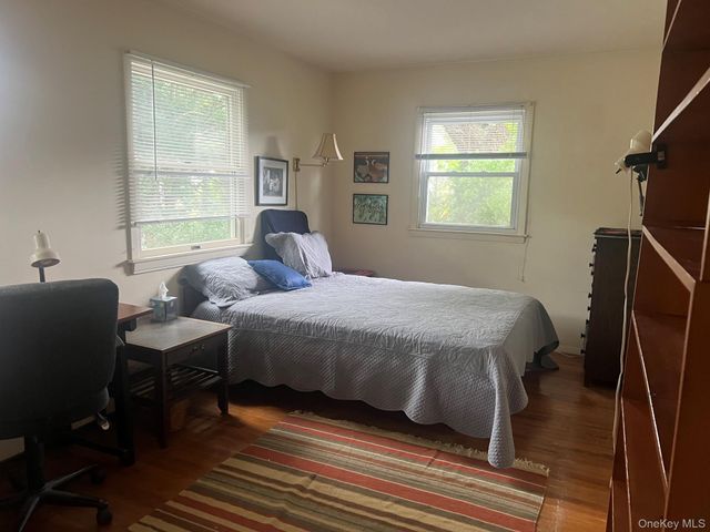 40 Laurel Drive, Port Jefferson, NY 11777