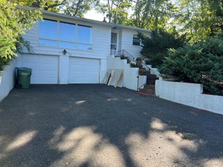 40 Laurel Drive, Port Jefferson, NY 11777