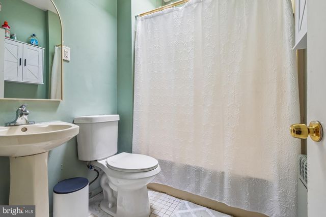 1636 CROSSLYNNE AVE, Oaklyn, NJ 08107