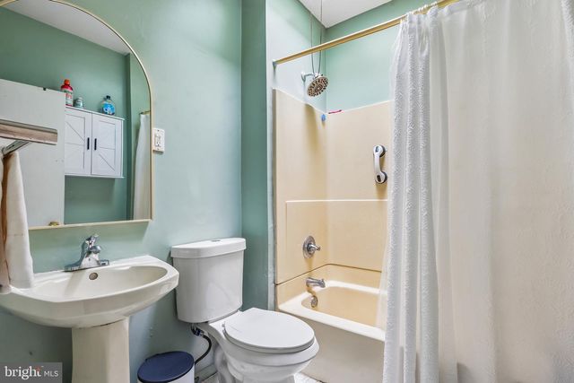 1636 CROSSLYNNE AVE, Oaklyn, NJ 08107