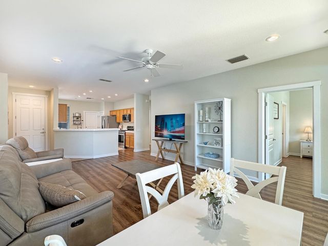 153 Whitehall Ln, Lincoln, CA 95648