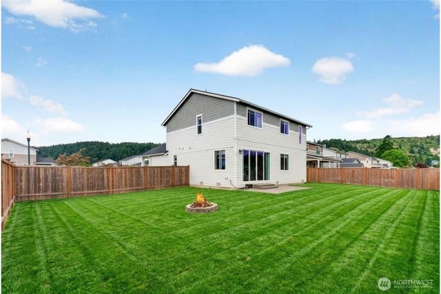 15742 58th Street Ct E, Sumner, WA 98390