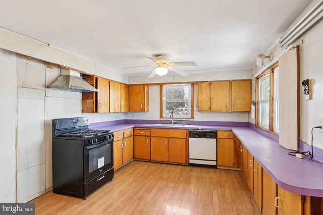 5 FORSGATE LN, Bordentown, NJ 08505