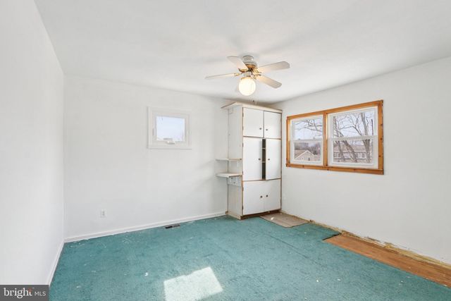 5 FORSGATE LN, Bordentown, NJ 08505