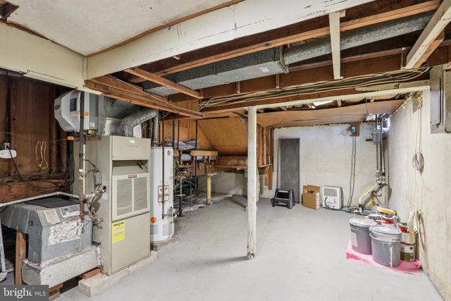 5 FORSGATE LN, Bordentown, NJ 08505