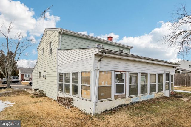 5 FORSGATE LN, Bordentown, NJ 08505