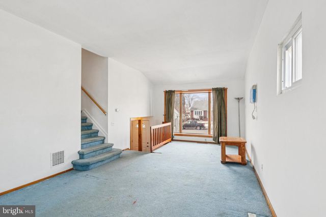 5 FORSGATE LN, Bordentown, NJ 08505