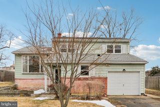 5 FORSGATE LN, Bordentown, NJ 08505