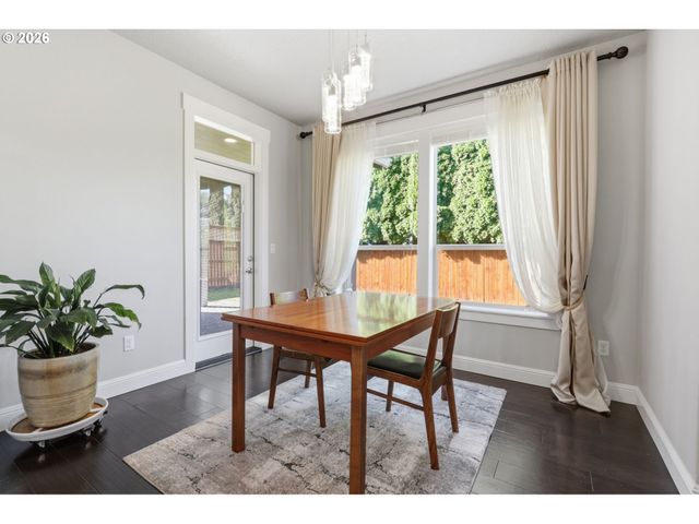 11012 Ne 2ND Ct, Vancouver, WA 98685